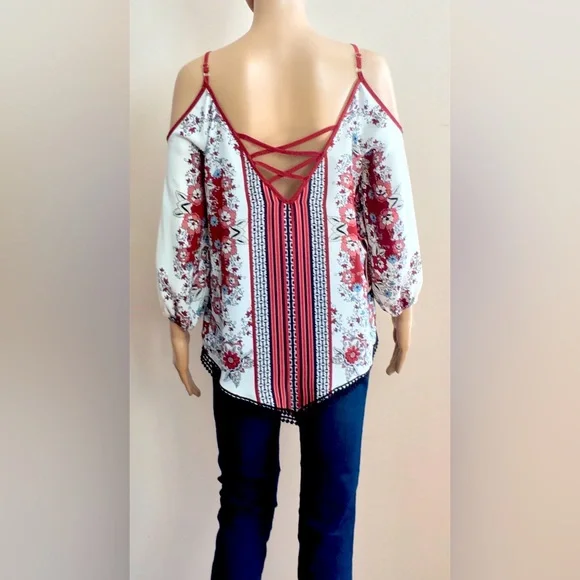 Vanity - Picture 3 of 3